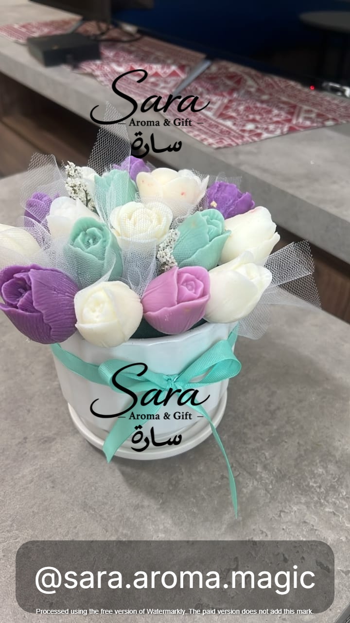 Signature Rose & Vanilla Candle