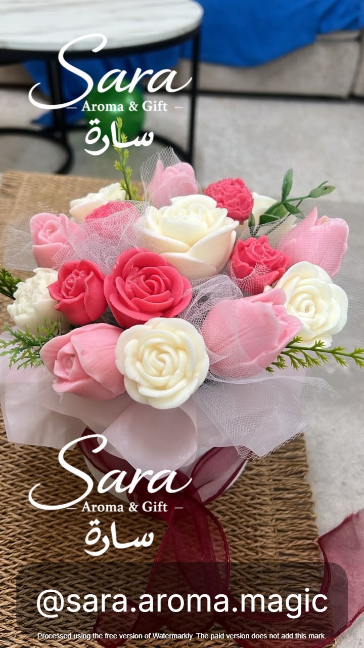 Signature Rose & Vanilla Candle